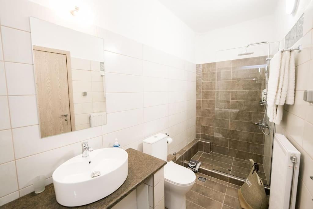 *Magnifique* New House - Full Comfort! โวโลส ภายนอก รูปภาพ